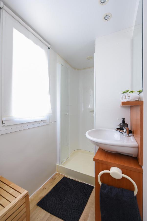 Mia Mobile Home With Jacuzzi Ждрелац Экстерьер фото